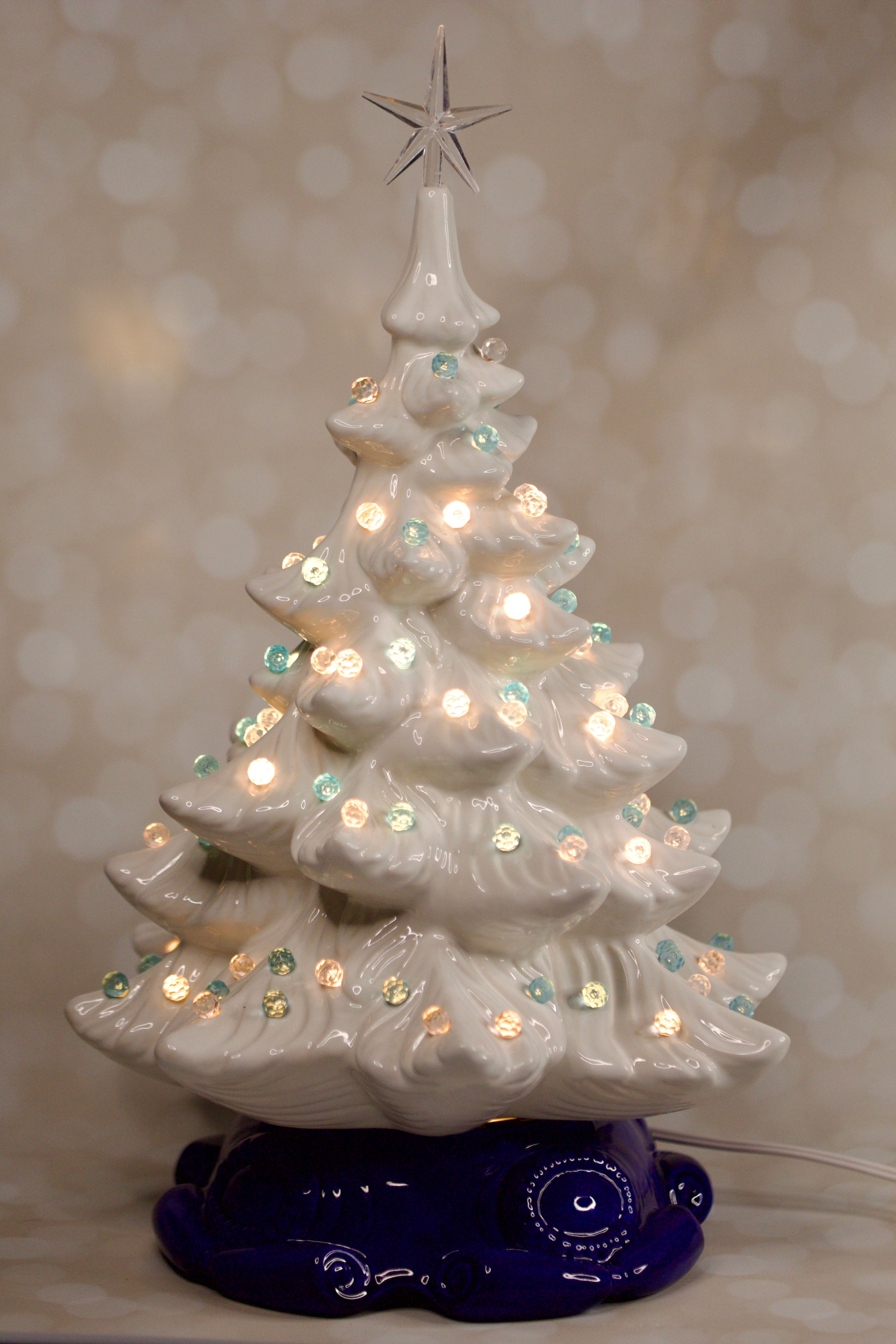 【Jack Louさま】tree ✵ アンティークガラスビーズの ホワイトツリー Vintage Atlantic-A64 Christmas Tree Milk Glass with Cobalt Base