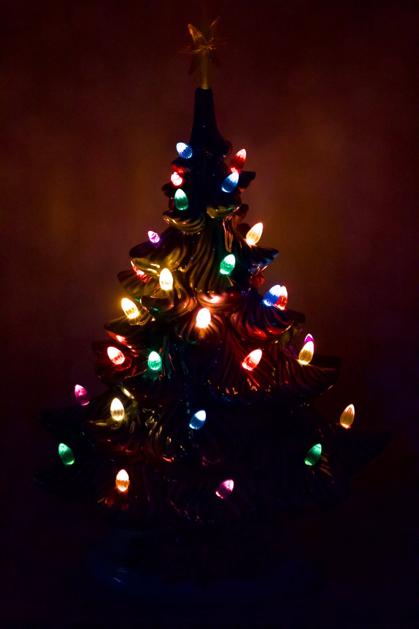 Vintage Atlantic-A64 Christmas Tree Green Lit