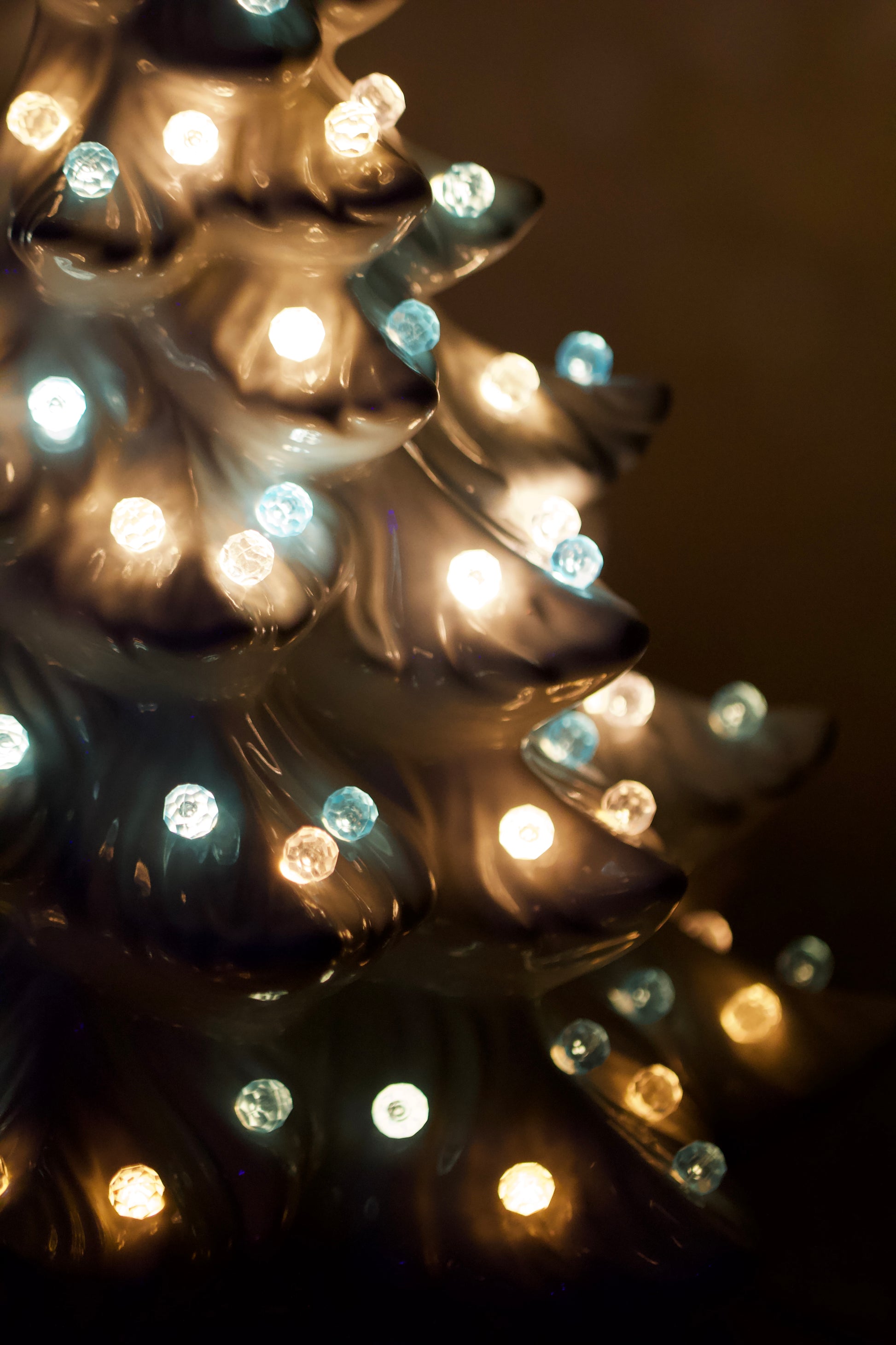 White Christmas Tree lights Vintage Atlantic A64
